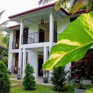 Manike Lodge